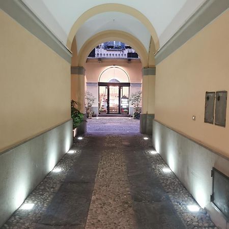 Flora Inn, Super Sweet Studio - Centro Bergamo Zewnętrze zdjęcie