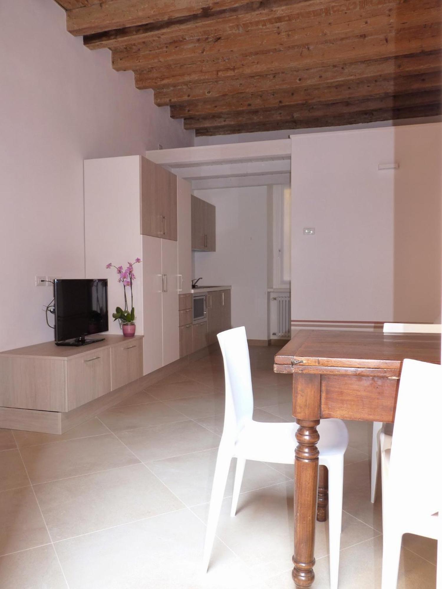 Flora Inn, Super Sweet Studio - Centro Bergamo Zewnętrze zdjęcie
