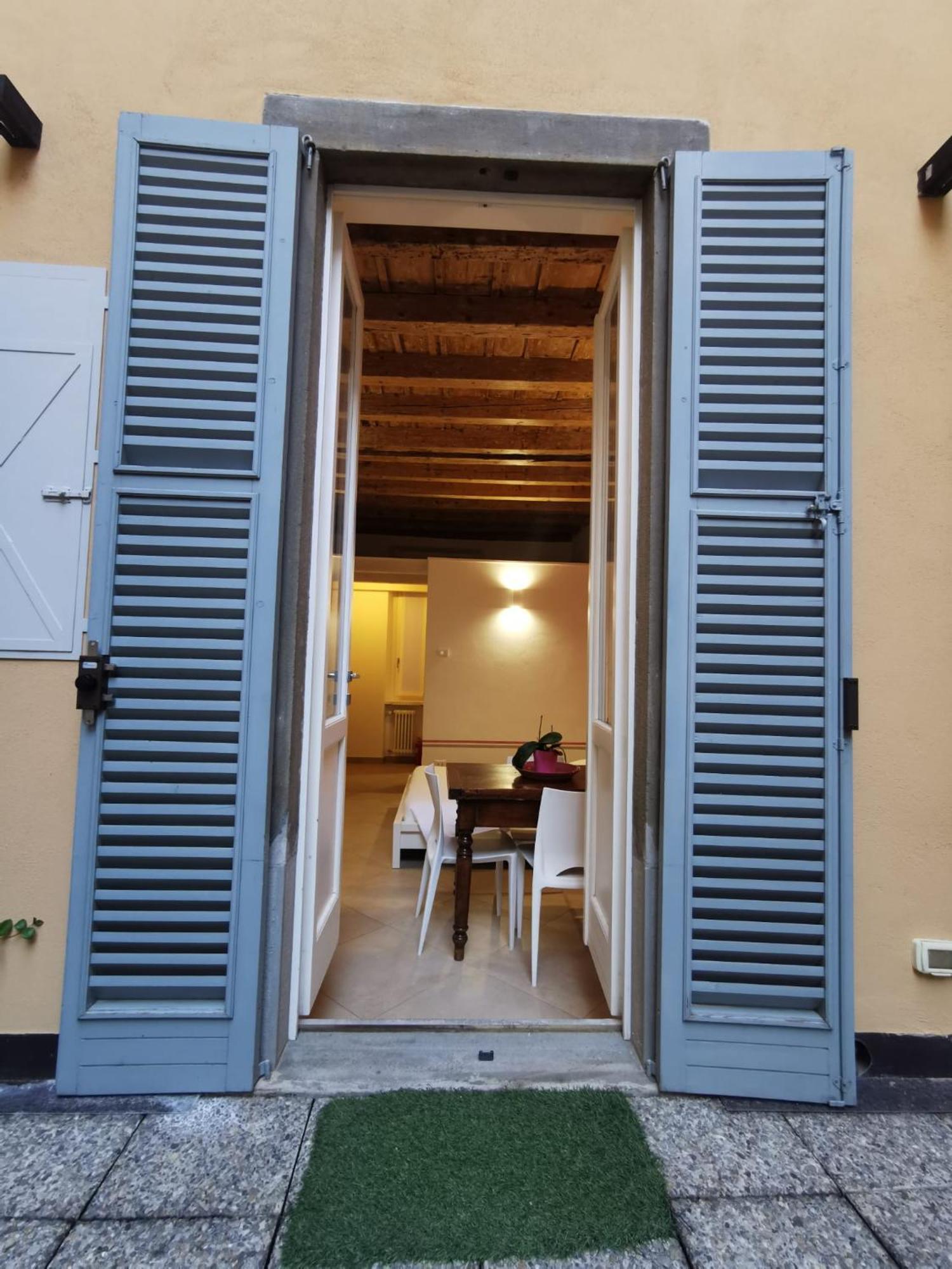 Flora Inn, Super Sweet Studio - Centro Bergamo Zewnętrze zdjęcie
